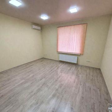 Продам 3 комнатную квартиру район Монолит