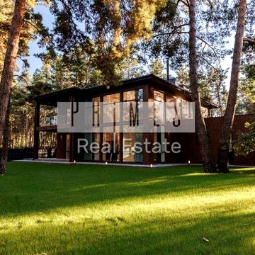 Продаж будинку у стилі модерн, гараж, ділянка 18 соток, Плюти