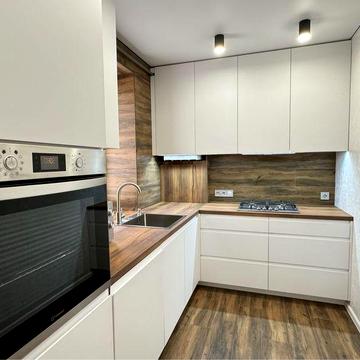 Продам 2 кімнатну квартиру в новобудові з ремонтом ЖК 9 мкрн