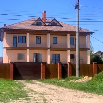 Продається! Великий будинок 460 м.кв. на 18сот.землі Малодолинськ