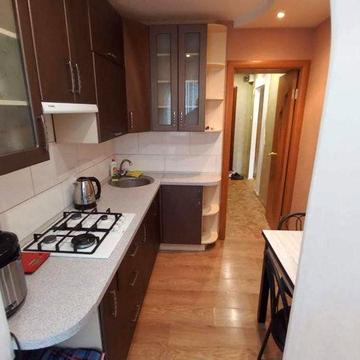 Продам квартиру з меблями