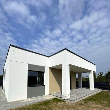 Продається будинок з ділянкою 5 соток