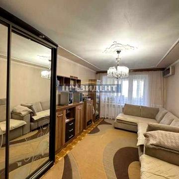 (3-14) Двухкомнатная квартира с капитальным ремонтом на Бочарова