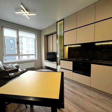 1-кімнатна - 7 хв до Центру Міста!