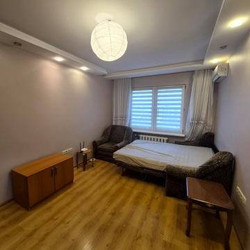 Милославська вул., 4