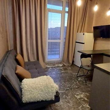 Первая аренда. Сахарова/Бочарова, квартира в новом доме, балкон