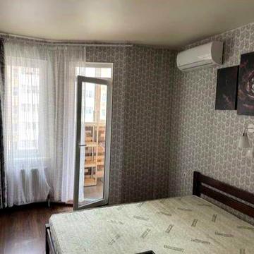 Аренда.Сдам 1ком.квартиру ЖК Радужный 23/Таирова