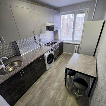 Центр Двокімнатна квартира