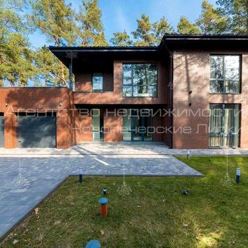 Продаж нового 2х поверхового будинку в с. Плюти 350м2 ділянка 18 сот