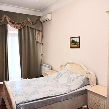 Реальная 3-ка в Центре, Архитектора Бекетова, Гиршмана 17