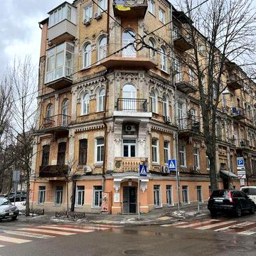 Продаж квартири історичний центр Стрітенська 4/13 метро Золоті ворота