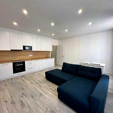 Оренда 2-кім квартири (дві спальні) в ЖК Комфорт Таун, Соборности, 17