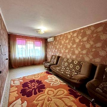 Квартира на Митниці