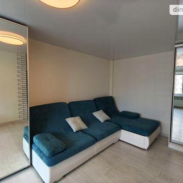 Довгострокова оренда 2к Квартира Олексія Вадатурського (Маршала Малиновського) вулиця