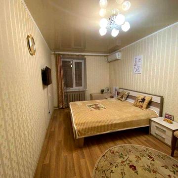 Продам 1-кімнатну квартиру на Фонтані! Сквер Космонавтів.