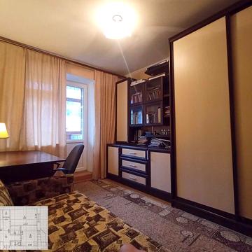 Затишна 3к квартира внизу на Космонавтів у цегляному будинку спец проєкт