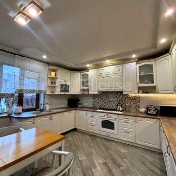 Продається котедж з ремонтом у Рудно (7хв до Львова)