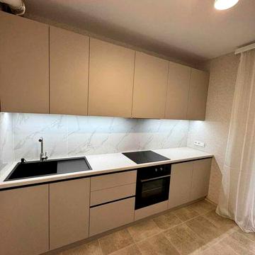 сдам  1 ком 8/17 Глушко Новый ЖК