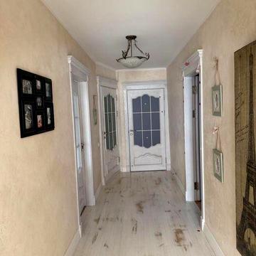 Здається будинок