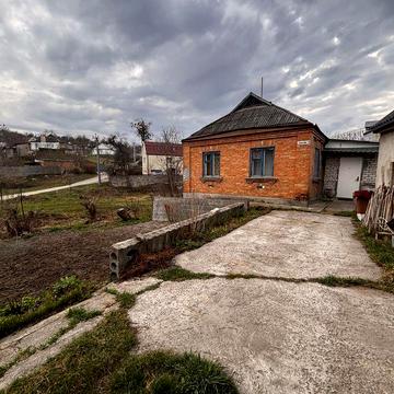 Продається приватний будинок