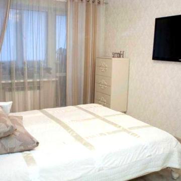 Сдам 2х комнатную квартиру на ул.Гидропарковая 17