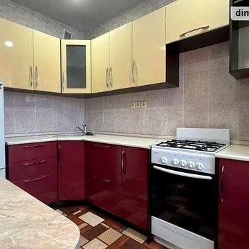 Довгострокова оренда 1к Квартира Коновальця Євгена вулиця