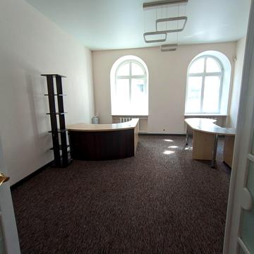 Софіївська вул., 14