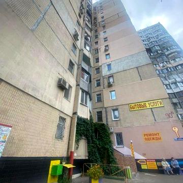 Сдаю квартиру ул Королева 90 б две комнаты