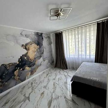 (Власник, 1 кімнатна кв. комунальні враховані)