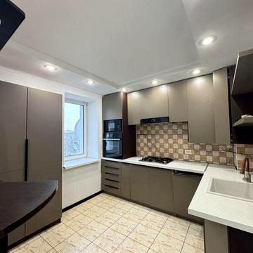 Оренда 3х кімн квартири Глобал