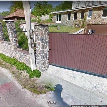 Будиночок або кімната окремі, другий на гарній ділянці 25 сот