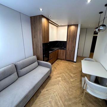 Оренда 1к квартири біля Центрального парку