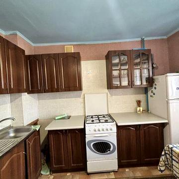 Велика 3 кімнатна квартира 80м2 Цегляний будинок  Центр