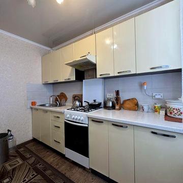 Продаж видової 2кк з ремонтом!