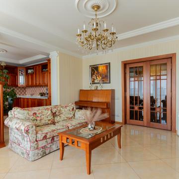 Миколи Руденка бульв. (Кольцова), 14-К