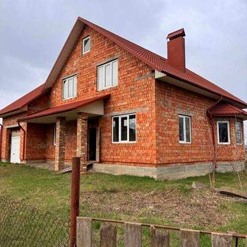 Продається будинок у Лужанах Незавершене будівництво, орієнтовно 250 м², 18 соток землі
