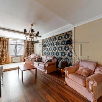 ПРОДАЖ квартири з ремонтом в центрі Києва, Поділ, 4 кімнати, Щекавицька 30/39