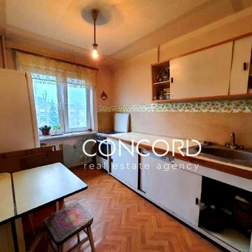 Продається 3-к квартира. Святошинський р-н. бульв. Вернадського 73-А, м. Академмістечко