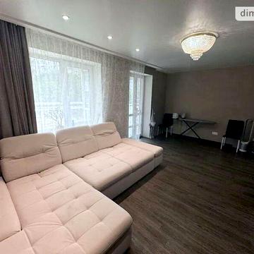 Продаж 3к Квартира Гетьманська вулиця ЖК Новый массив