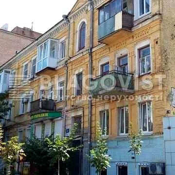 м Дворец Украина ул Немецкая 3 - 3 х комн квартира 63 м кв