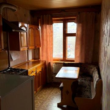 Сдам СВОЮ 3-х комнатную квартиру Красный камень