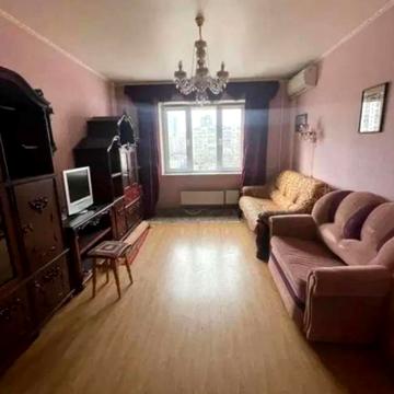 Миколи Закревського вул., 89