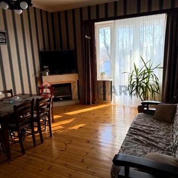 Продається 3 к Металургів