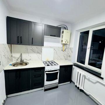 Продам двох кімнатну по пр.Шевченка,5. у м.Новий Розділ.