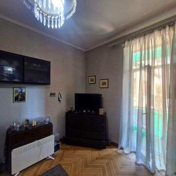 Центр Продам сталинку на Преображенской