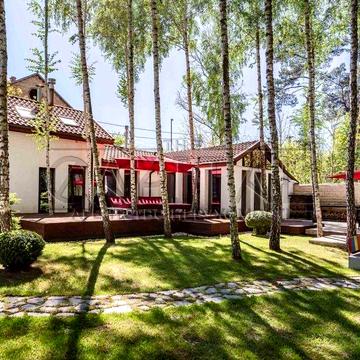 Здається в оренду шикарний будинок із власним СПА-комплексом в Боярці 244м2 з виходом до лісі