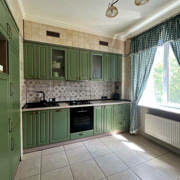 Джона Маккейна вул. (Івана Кудрі), 37