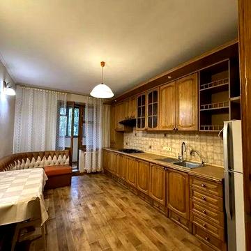 Сдам 3 комнатную квартиру на Академика Филатова