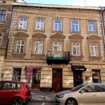 Продаж 2-к. квартири 53/43/10м² вул. Пекарська 98000$