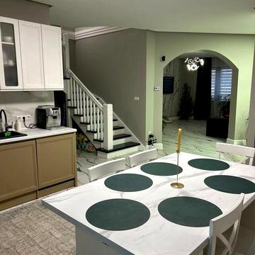 Продаж Таунзаус Набережна Росвигово